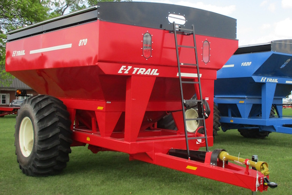 E-Z Trail Model 870 for sale at White's Farm Supply