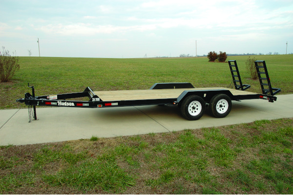 Hudson Brothers | Fender Equipment Trailers | Model HSE Deluxe - 3 1/2 Ton Capacity for sale at White's Farm Supply