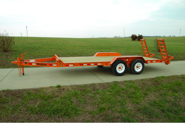 Hudson Brothers | Fender Equipment Trailers | Model HSE Deluxe - 5 Ton Capacity for sale at White's Farm Supply