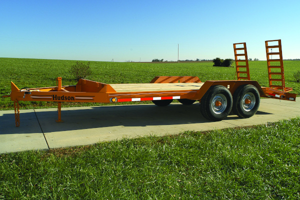 Hudson Brothers | Fender Equipment Trailers | Model HSL16 - 6 Ton Capacity for sale at White's Farm Supply