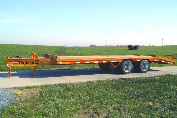 Hudson Brothers | Deckover Equipment Trailers | Model HTD18A - 20 Ton Capacity for sale at White's Farm Supply