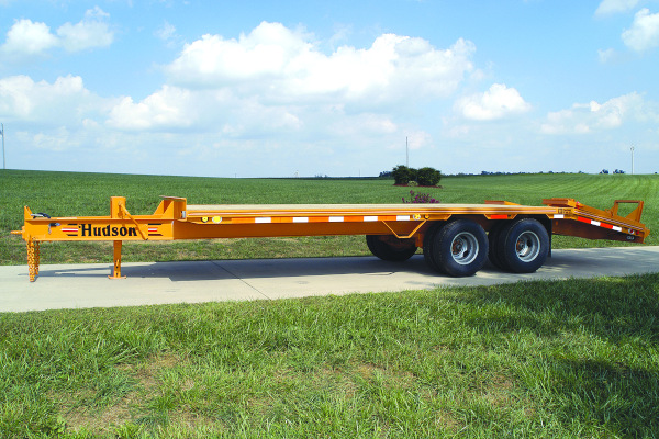 Hudson Brothers | Deckover Equipment Trailers | Model HTD18B - 15 Ton Capacity for sale at White's Farm Supply