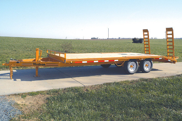 Hudson Brothers | Deckover Equipment Trailers | Model HTMBK - 4.4 Ton Capacity for sale at White's Farm Supply