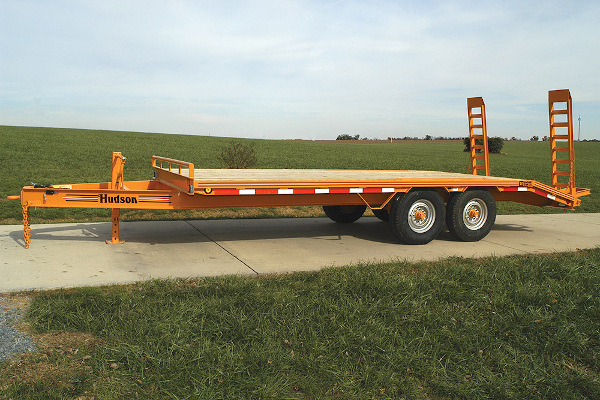 Hudson Brothers | Deckover Equipment Trailers | Model HTHBG - 7 Ton Capacity for sale at White's Farm Supply