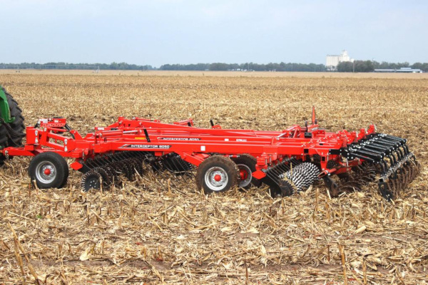 Kuhn INTERCEPTOR 8050-20 for sale at White's Farm Supply