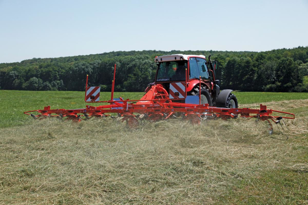 Kuhn GF 7902 for sale at White's Farm Supply