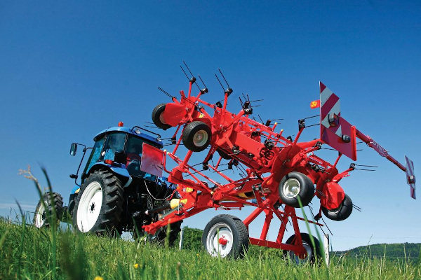 Kuhn | GF 1002 T Series | Model GF 7802 T GII for sale at White's Farm Supply