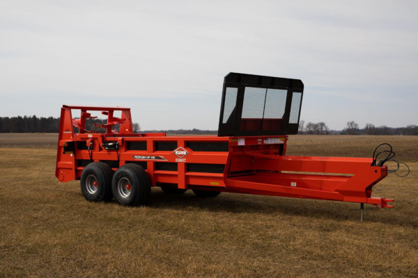 Kuhn | HP 140 | Model HP 140 TRAILER VERTICAL for sale at White's Farm Supply