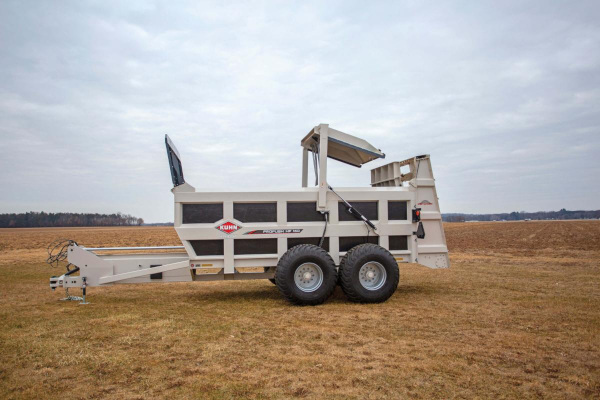 Kuhn HP 160 TRAILER VERTICAL for sale at White's Farm Supply