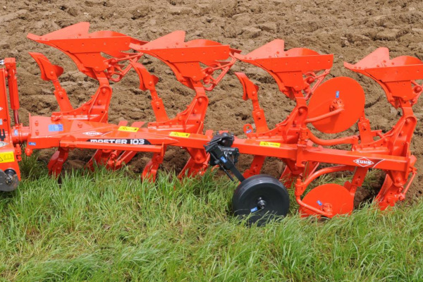 Kuhn | Mounted Rollover Plows | Master 103 for sale at White's Farm Supply