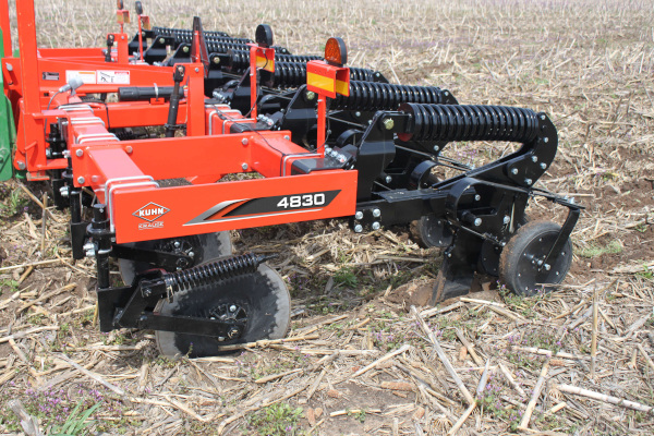 Kuhn | Primary Tillage | Rippers for sale at White's Farm Supply