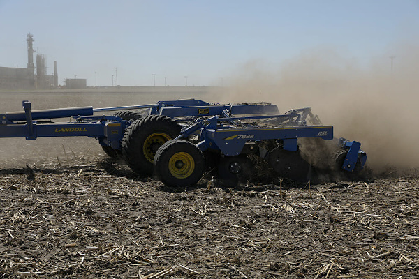 Landoll | 7800 High Speed Landoll (HSL) | Model 7822-17 for sale at White's Farm Supply