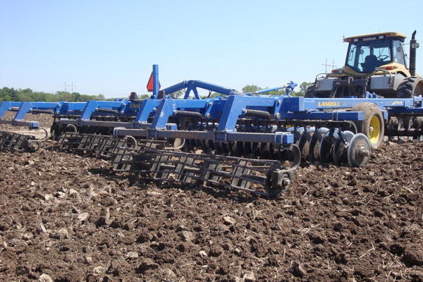 Landoll | 7400 VT Plus | Model 7431-23 for sale at White's Farm Supply