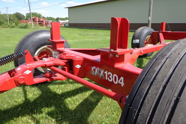 Meyer Farm | Wagon Gear / Single Axle | Model SRX1304 for sale at White's Farm Supply