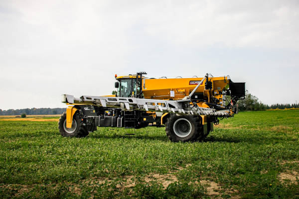 Salford Group | Mounted Air Boom Applicators | Model AB320AF Applicator for AGCO Floaters for sale at White's Farm Supply