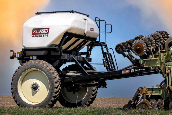 Salford Group | Commodity Carts | Model ST-Series Applicators for sale at White's Farm Supply