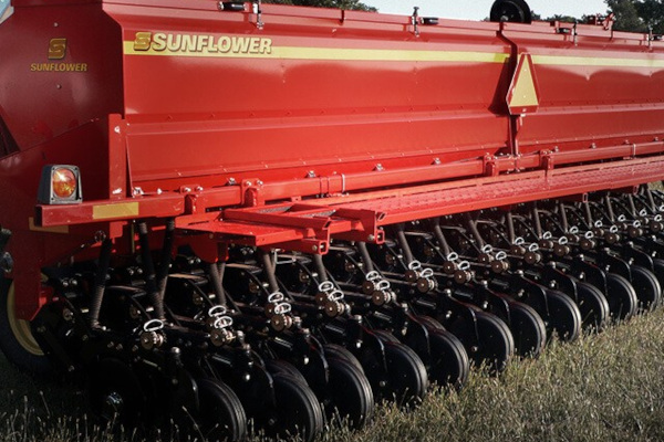 Sunflower | 9510 Fertilizer Grain Drill | Model 9510-15 for sale at White's Farm Supply