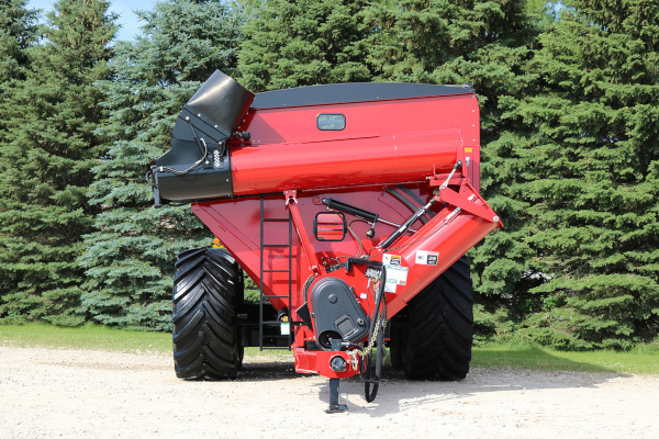 Unverferth | 20 Series Dual-Auger | Model 1620 for sale at White's Farm Supply