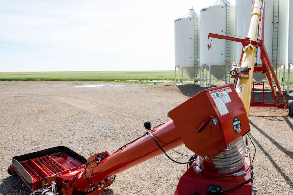 Westfield | X² Auger | Model X² 10 Scissor Lift  for sale at White's Farm Supply