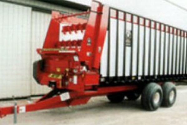 Meyer Farm | Forage Wagons | Feeder Box 6000 for sale at White's Farm Supply