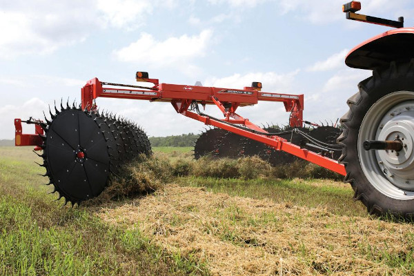 Kuhn | SR 800 Series | Model SR 800-19 for sale at White's Farm Supply